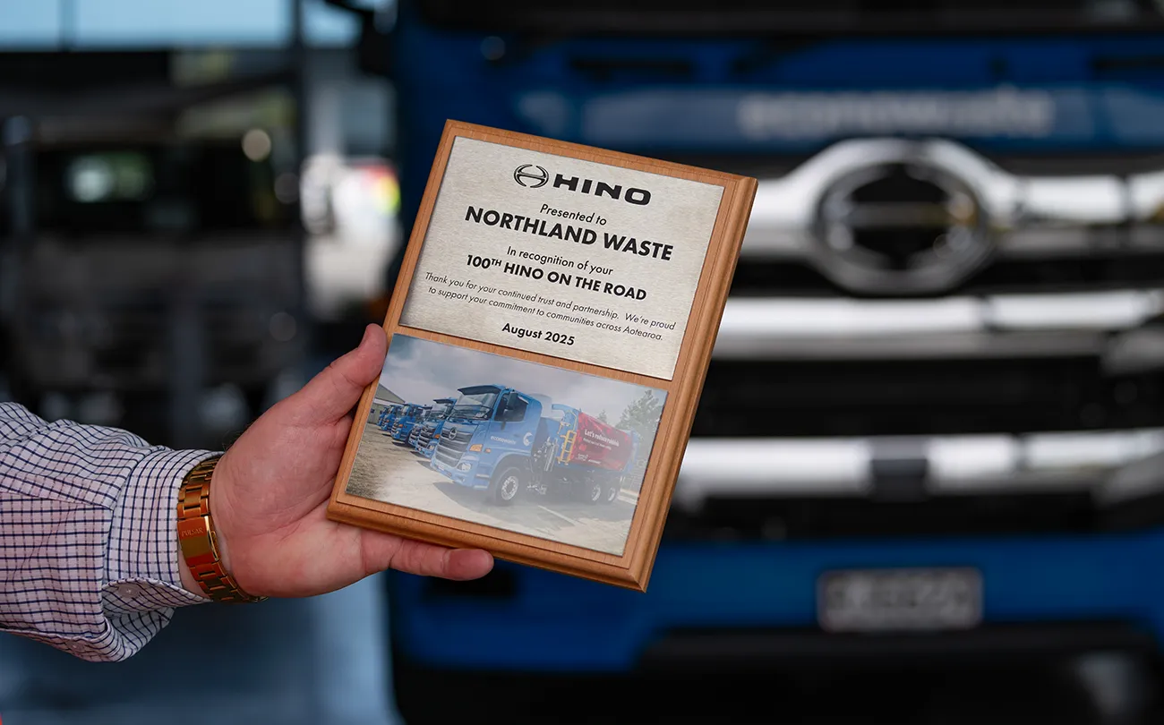100th Hino Tile